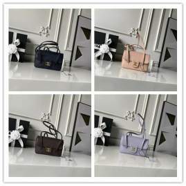 Picture of Chanel Handbags _SKUfw241654369fw
